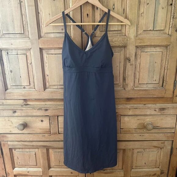 Athleta Small Gray Shorebreak‎ Dress Racerback *Slight Flaw On Strap* - Picture 1 of 9